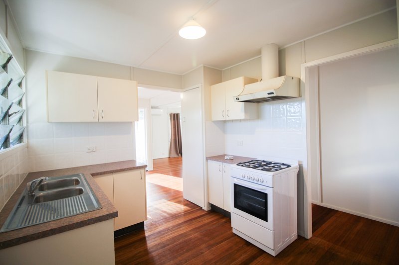 Photo - 32 Coverack Street, Leichhardt QLD 4305 - Image 6