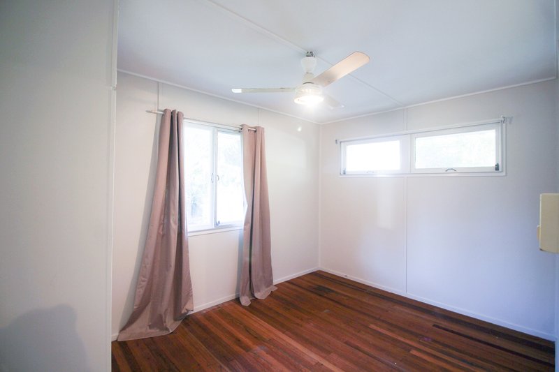 Photo - 32 Coverack Street, Leichhardt QLD 4305 - Image 13