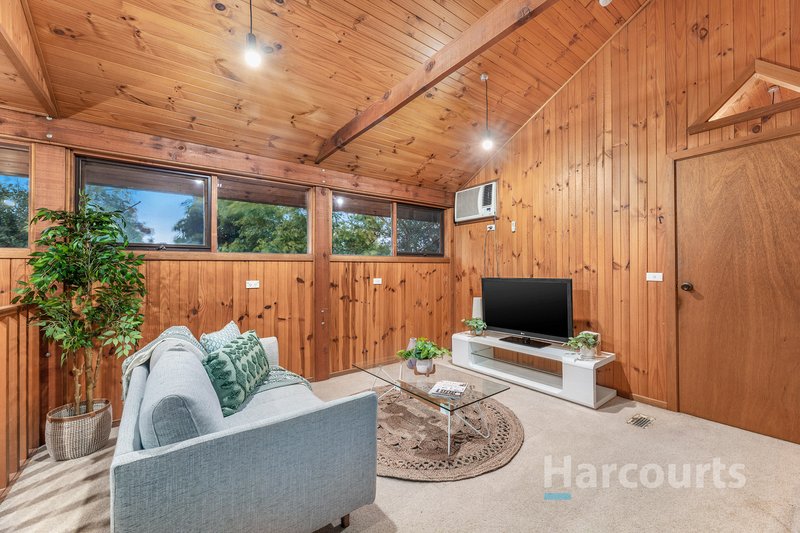 Photo - 32 Crestdale Road, Wantirna VIC 3152 - Image 8