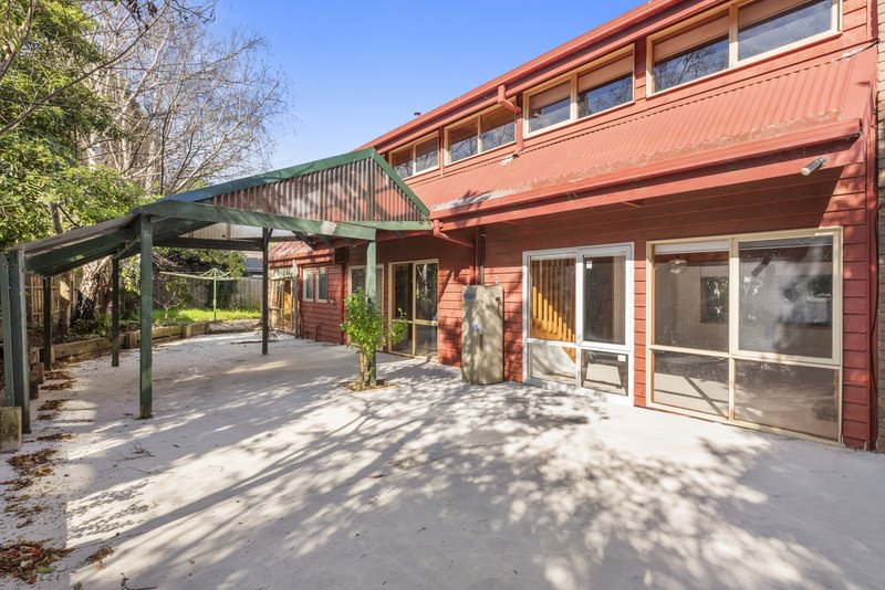 Photo - 32 Crestdale Road, Wantirna VIC 3152 - Image 10