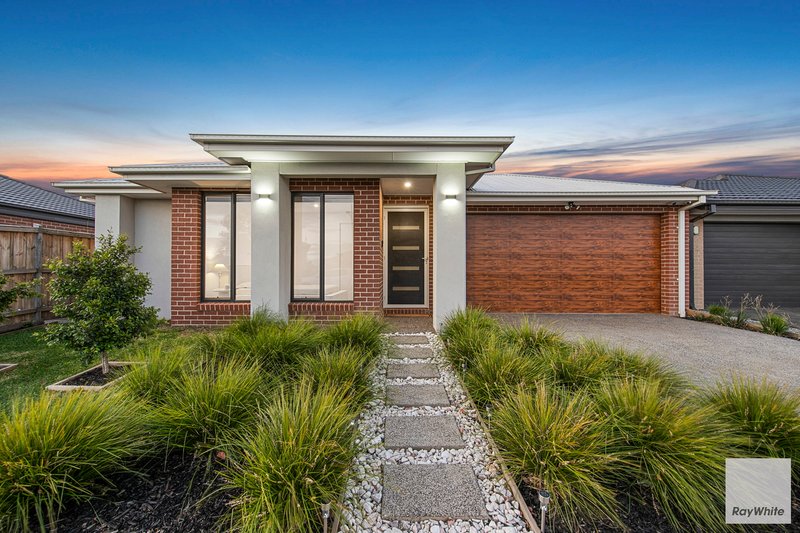 32 Crop Drive, Fraser Rise VIC 3336