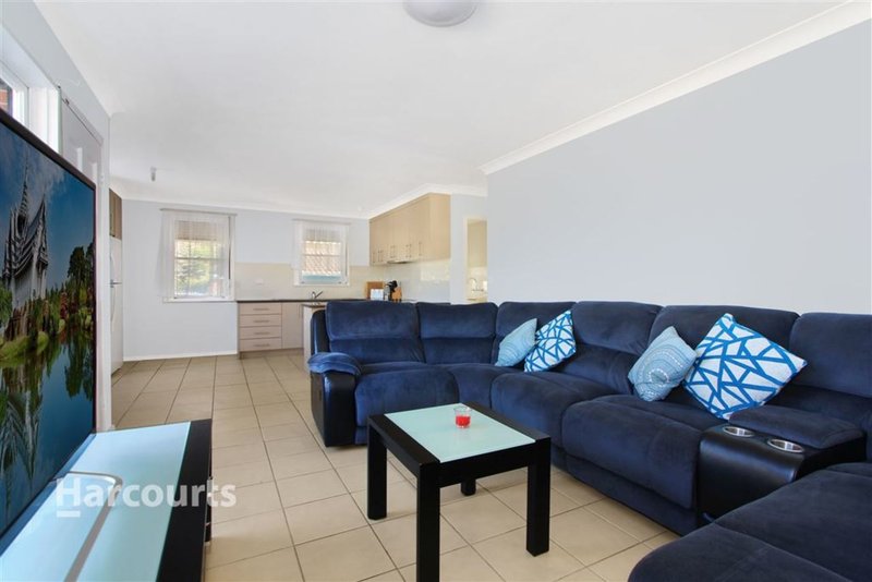 Photo - 32 Culgoa Crescent, Koonawarra NSW 2530 - Image 3