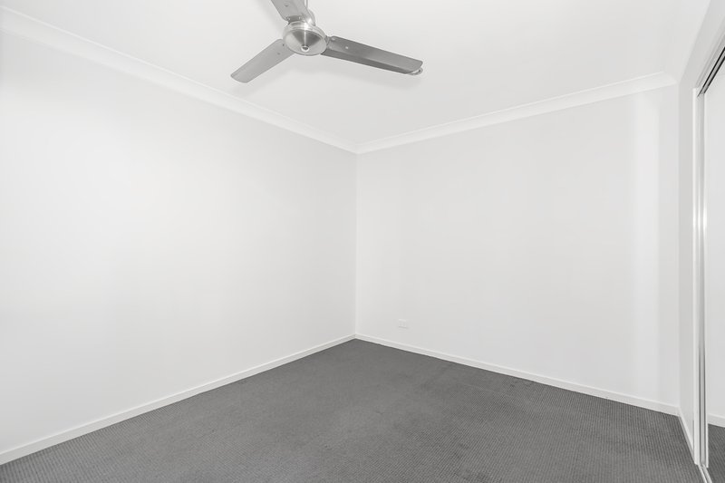 Photo - 32 Cumulus Circuit, Coomera QLD 4209 - Image 8