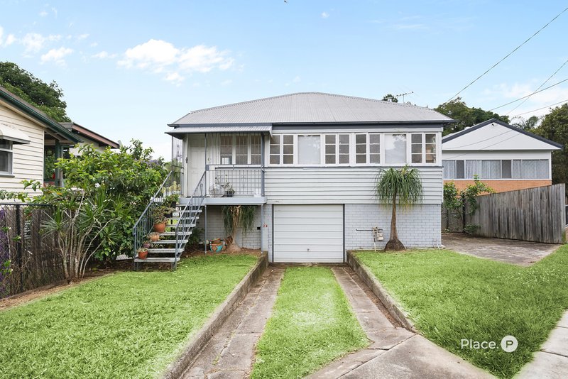 32 Dansie Street, Greenslopes QLD 4120