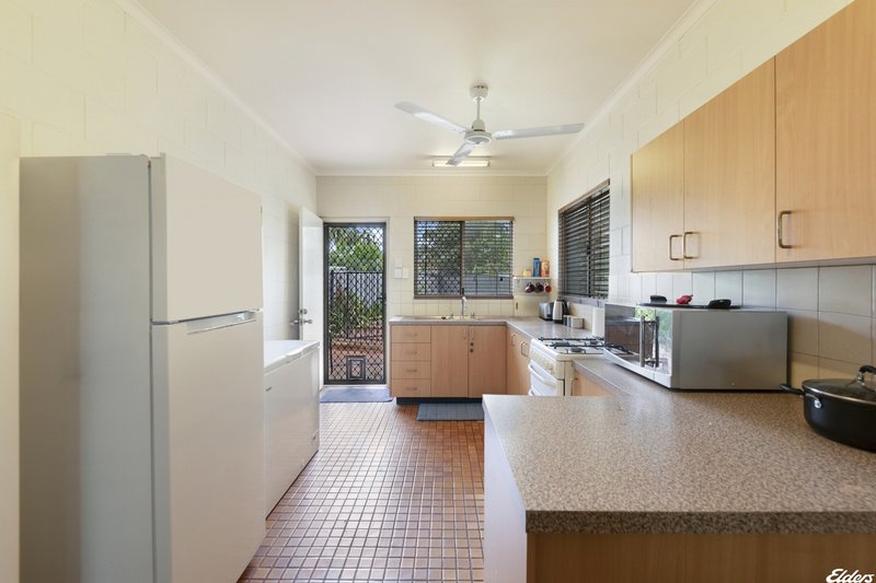 Photo - 3/2 Darter Court, Leanyer NT 0812 - Image 4