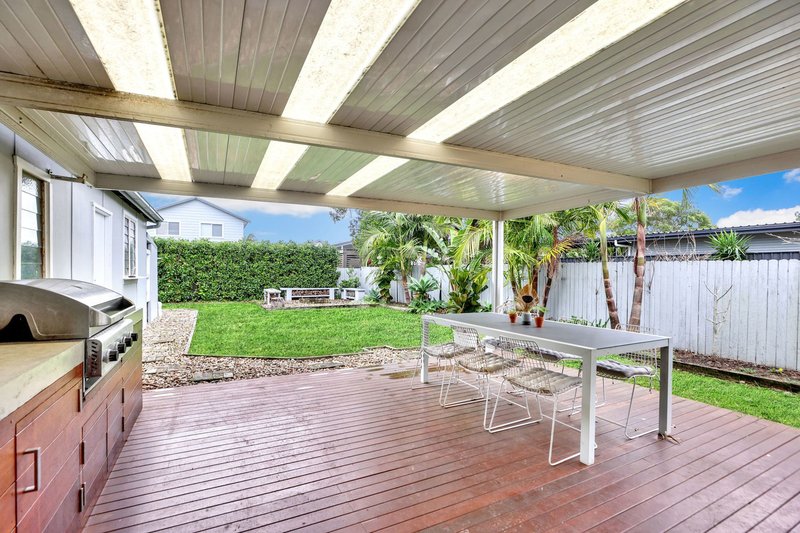 Photo - 32 Davis Avenue, Davistown NSW 2251 - Image 9