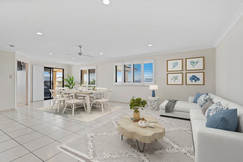 Photo - 32 Daydream Street, Redland Bay QLD 4165 - Image 4