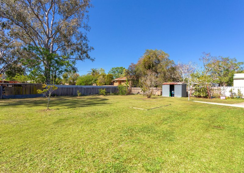 Photo - 32 Deb Street, Taree NSW 2430 - Image 5