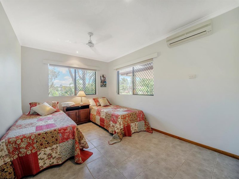 Photo - 32 Derby Street, Yorkeys Knob QLD 4878 - Image 8