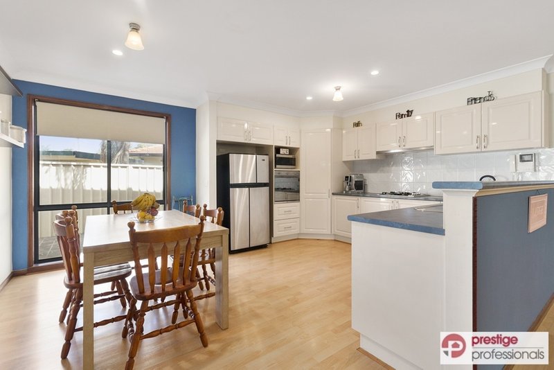 Photo - 32 Derna Road, Holsworthy NSW 2173 - Image 4