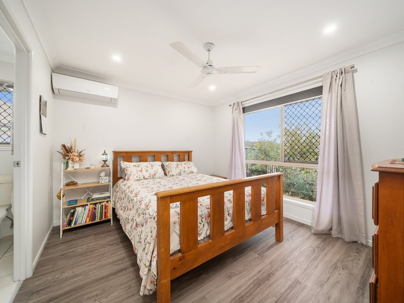 Photo - 32 Desmond Street, Narangba QLD 4504 - Image 7