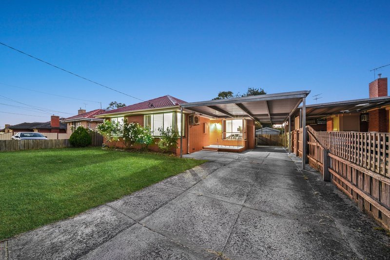 Photo - 32 Donald Street, Springvale VIC 3171 - Image 2