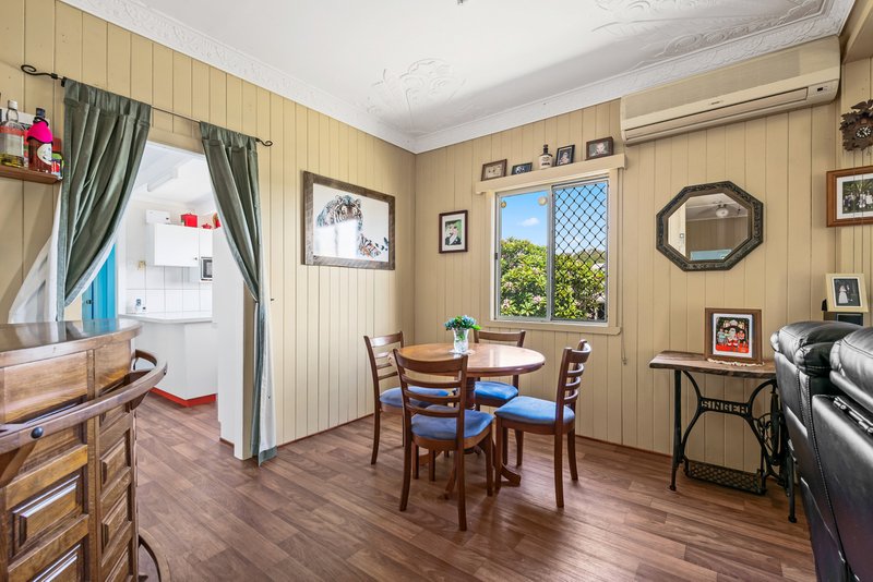 Photo - 32 Donaldson Road, Nambour QLD 4560 - Image 4