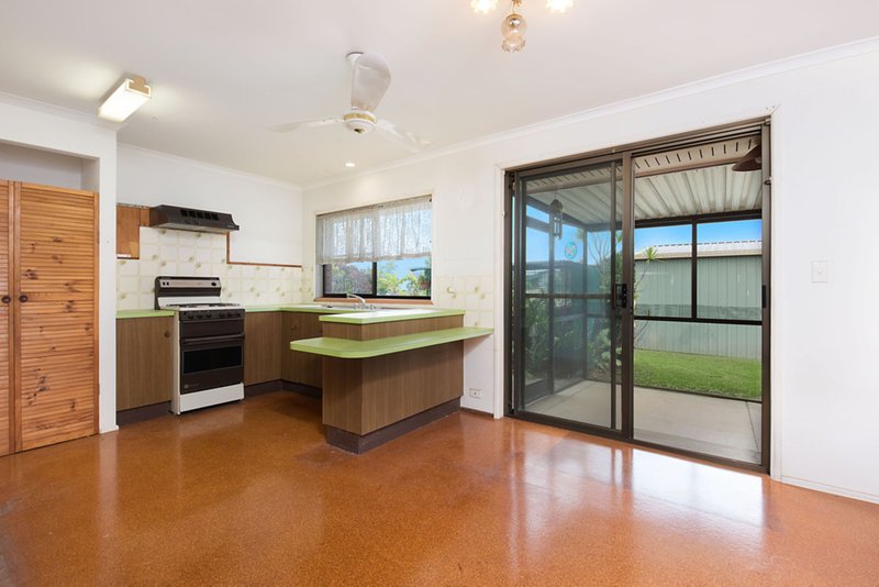 Photo - 32 Dotterell Drive, Bli Bli QLD 4560 - Image 6