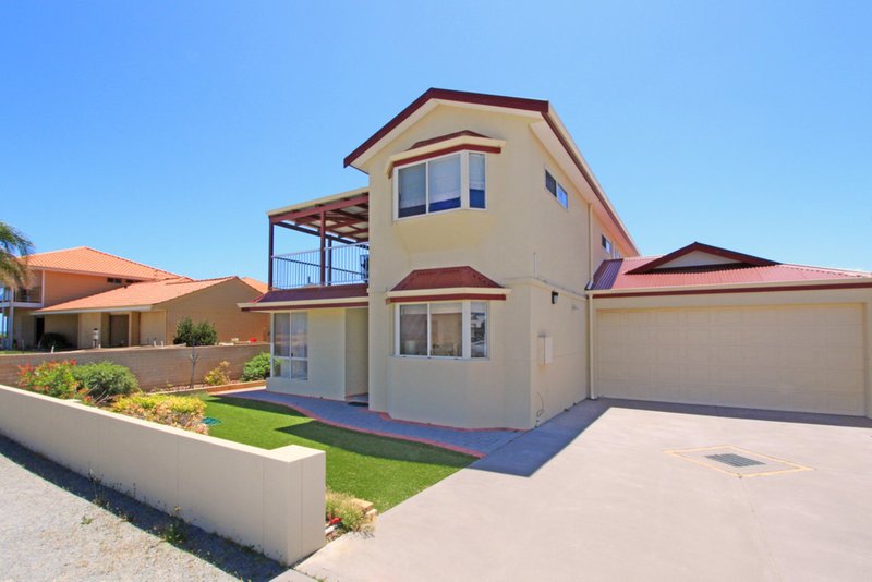 32 Doust Street, Jurien Bay WA 6516