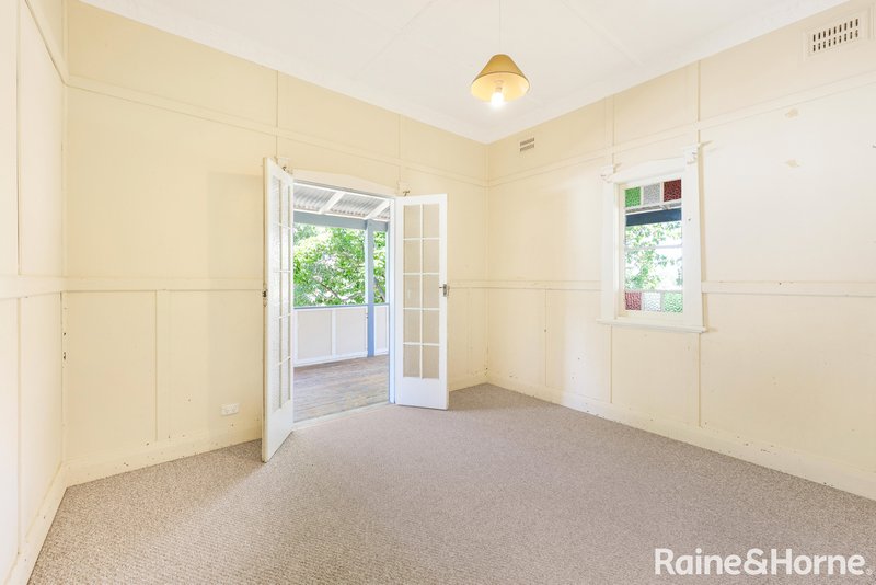 Photo - 32 Dowell Avenue, Tamworth NSW 2340 - Image 8