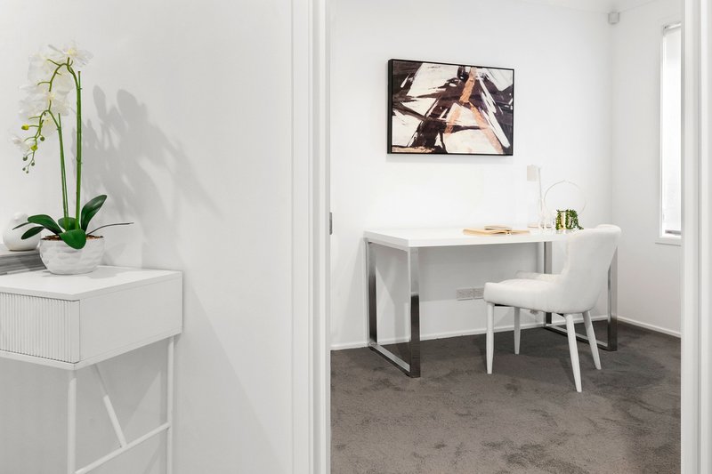 Photo - 32 Drummond Road, Beaumont Hills NSW 2155 - Image 4