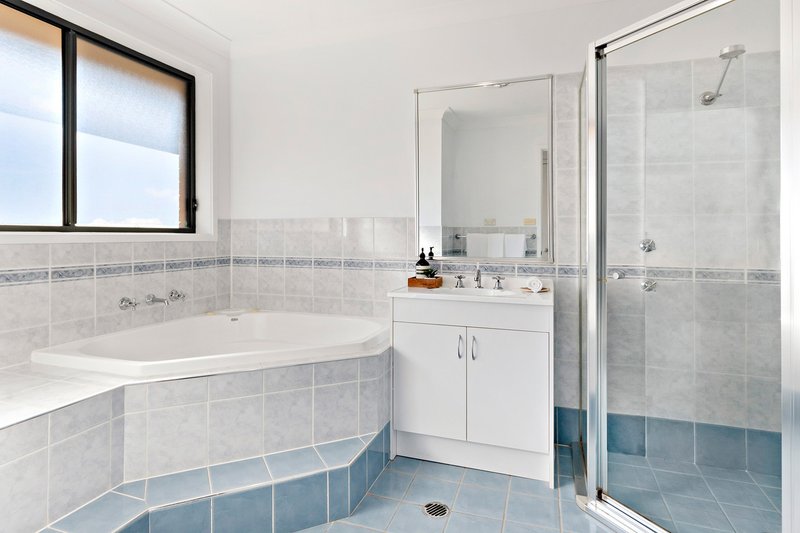 Photo - 32 Drummond Road, Beaumont Hills NSW 2155 - Image 11