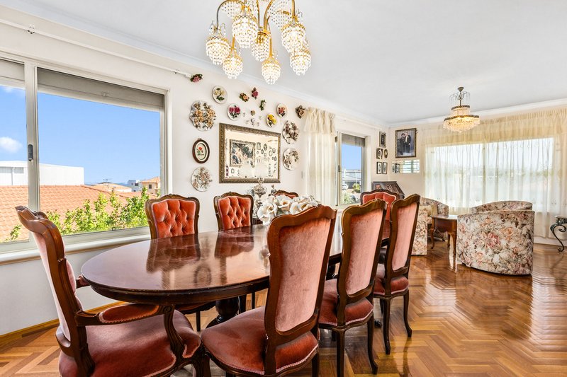 Photo - 32 Duchart Way, Coogee WA 6166 - Image 11