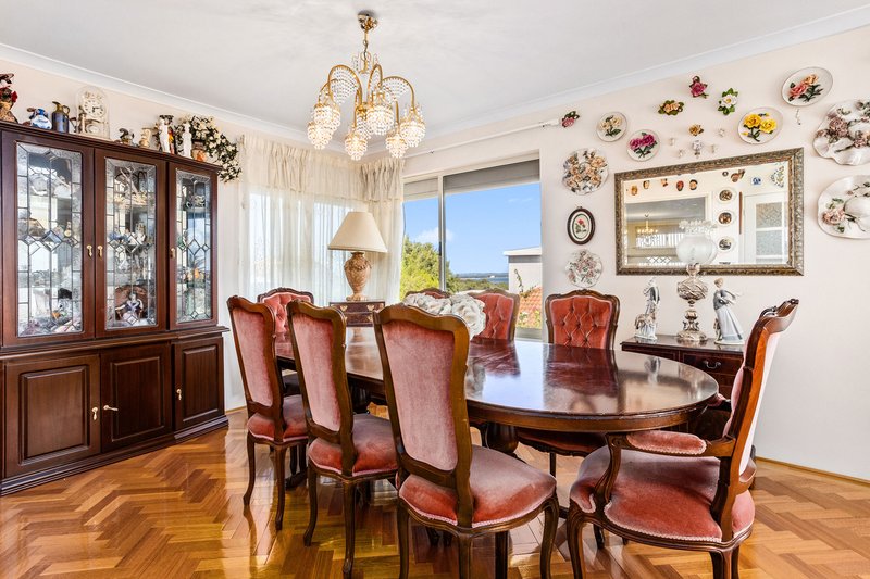 Photo - 32 Duchart Way, Coogee WA 6166 - Image 14