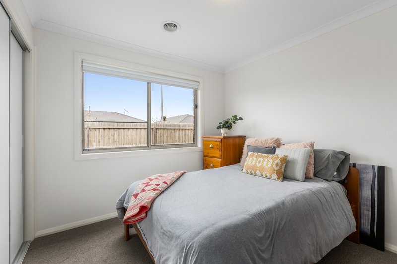 Photo - 32 Duchess Drive, St Leonards VIC 3223 - Image 10