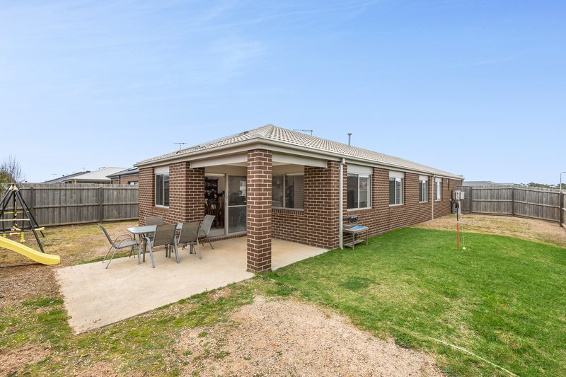 Photo - 32 Duchess Drive, St Leonards VIC 3223 - Image 12