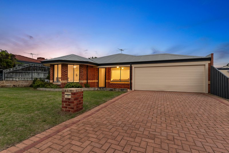 Photo - 32 Durrington Glade, Clarkson WA 6030 - Image 2