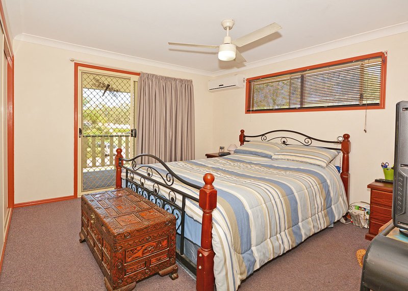 Photo - 32 Earls Court, Point Vernon QLD 4655 - Image 14