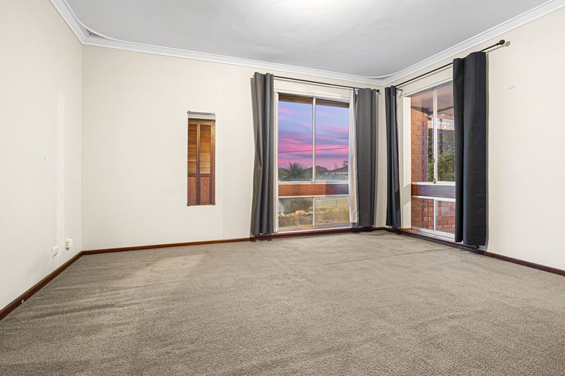 Photo - 32 Edeline Street, Spearwood WA 6163 - Image 9