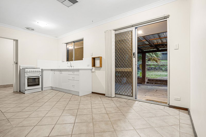 Photo - 32 Edeline Street, Spearwood WA 6163 - Image 18