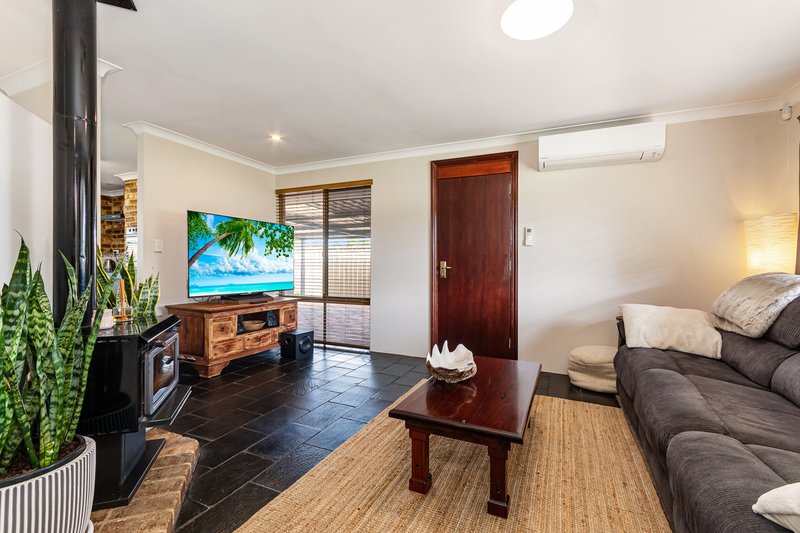 Photo - 32 Elliot Road, Hocking WA 6065 - Image 4