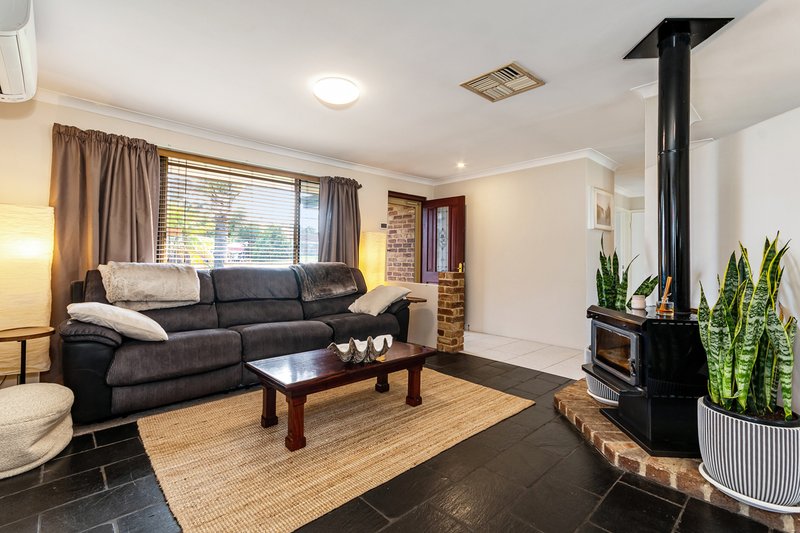 Photo - 32 Elliot Road, Hocking WA 6065 - Image 5