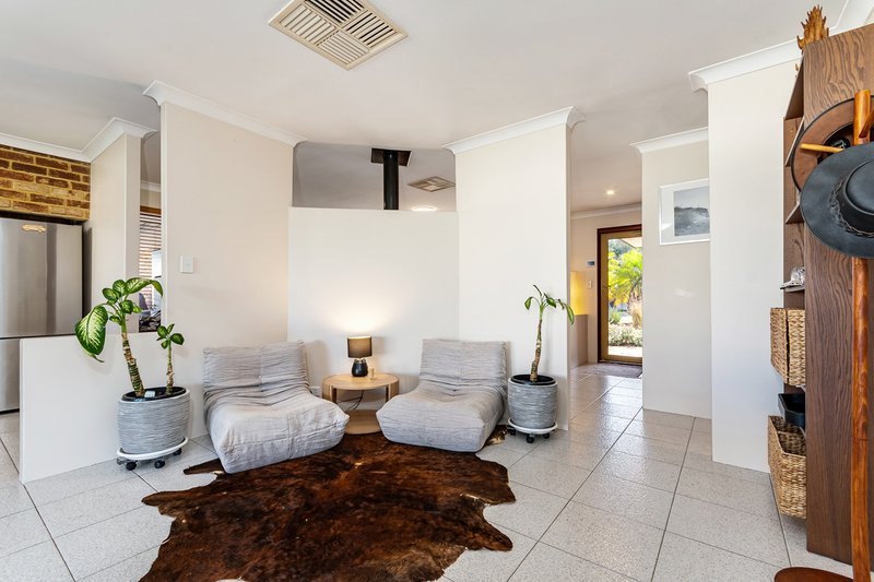 Photo - 32 Elliot Road, Hocking WA 6065 - Image 7