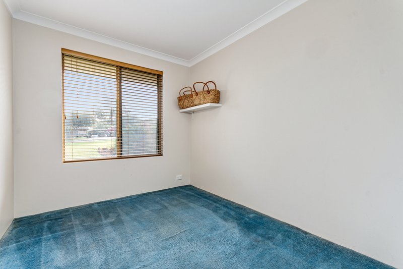 Photo - 32 Elliot Road, Hocking WA 6065 - Image 17