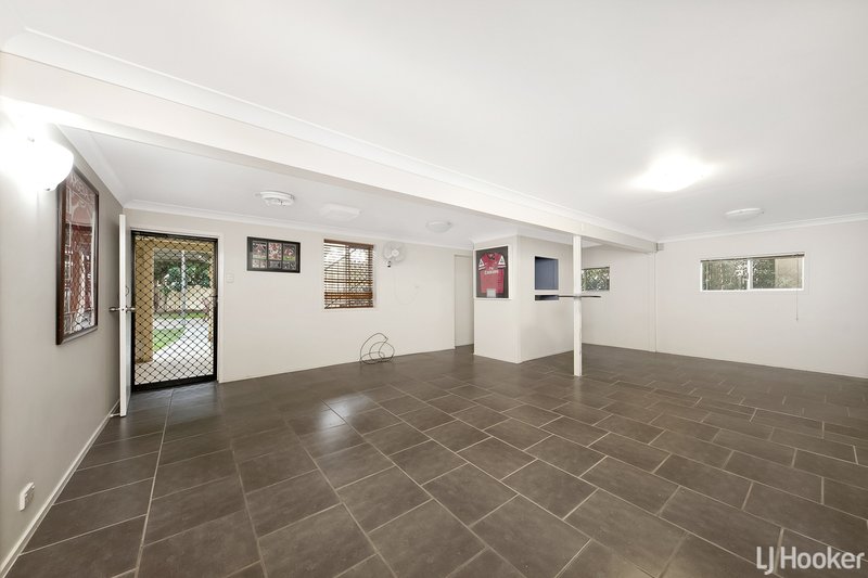 Photo - 32 Elwing Street, Kawana QLD 4701 - Image 10