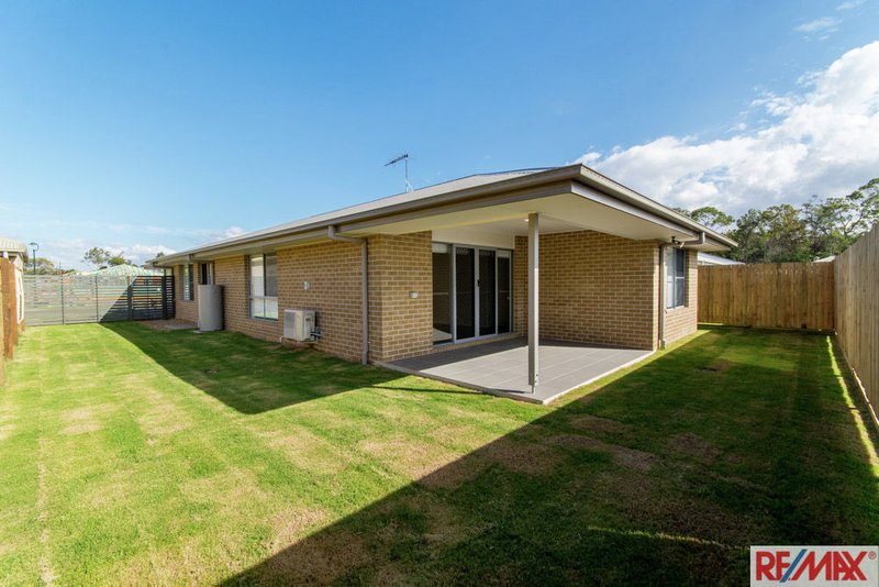 Photo - 32 Emerald Street, Burpengary East QLD 4505 - Image 14