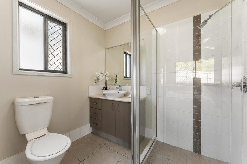 Photo - 32 Ernestine Circuit, Eagleby QLD 4207 - Image 16