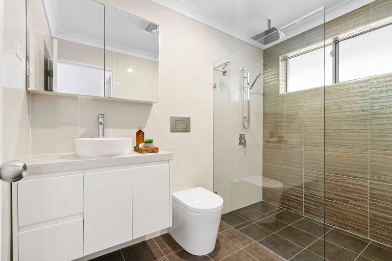 Photo - 32 Everest Street, Seven Hills NSW 2147 - Image 7