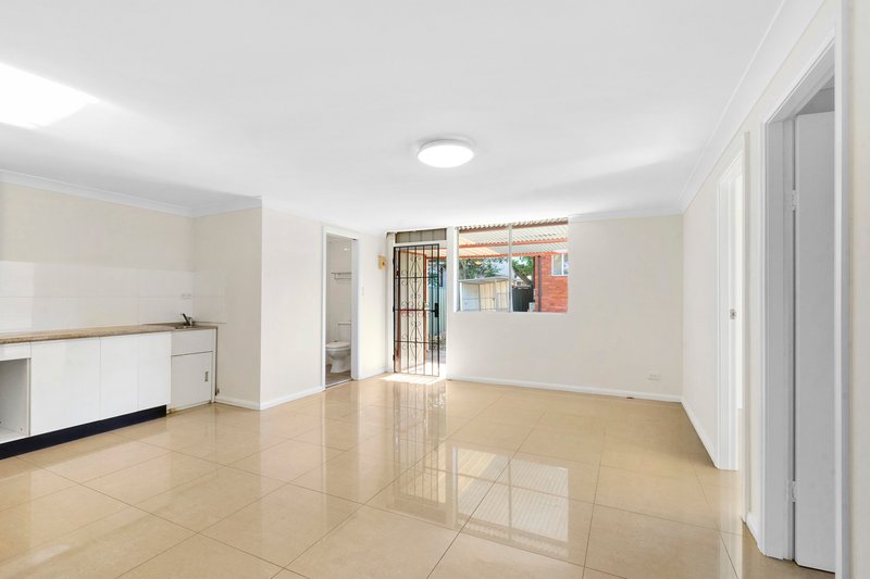 Photo - 32 Everest Street, Seven Hills NSW 2147 - Image 9