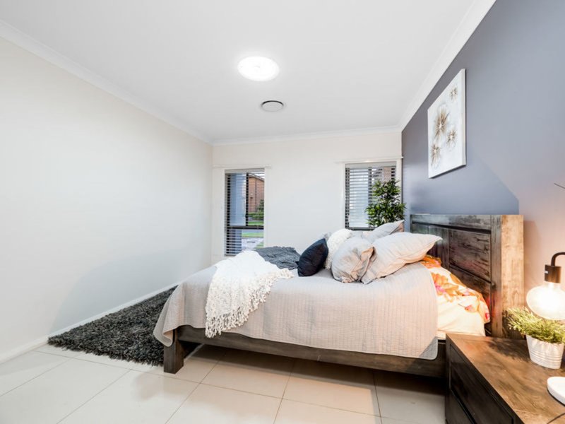 Photo - 32 Everglades Street, The Ponds NSW 2769 - Image 3