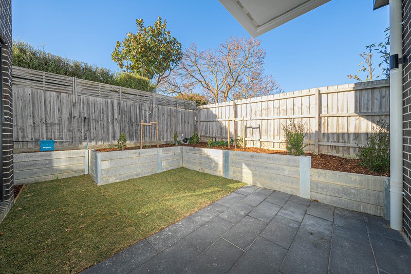 Photo - 3/2 Farleigh Avenue, Burwood VIC 3125 - Image 18