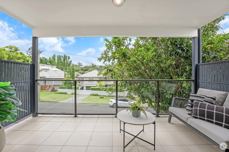 Photo - 32 Farm Street, Newmarket QLD 4051 - Image 11