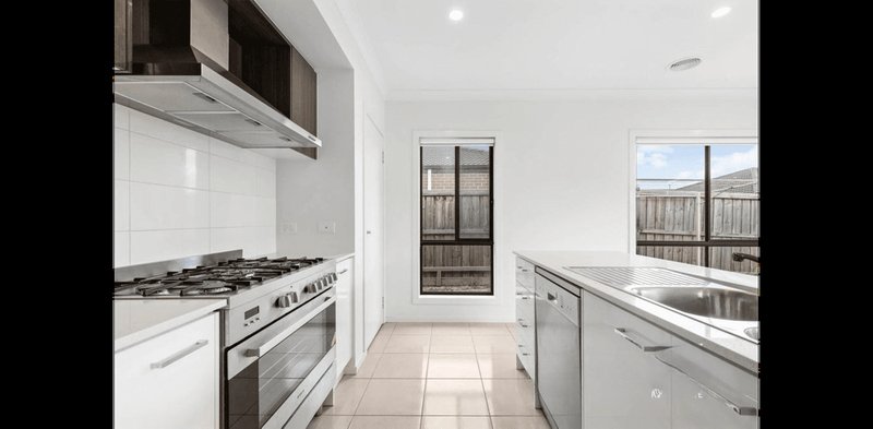 Photo - 32 Festival Street, Diggers Rest VIC 3427 - Image 2