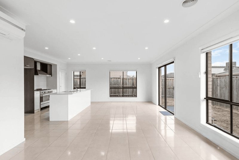 Photo - 32 Festival Street, Diggers Rest VIC 3427 - Image 3