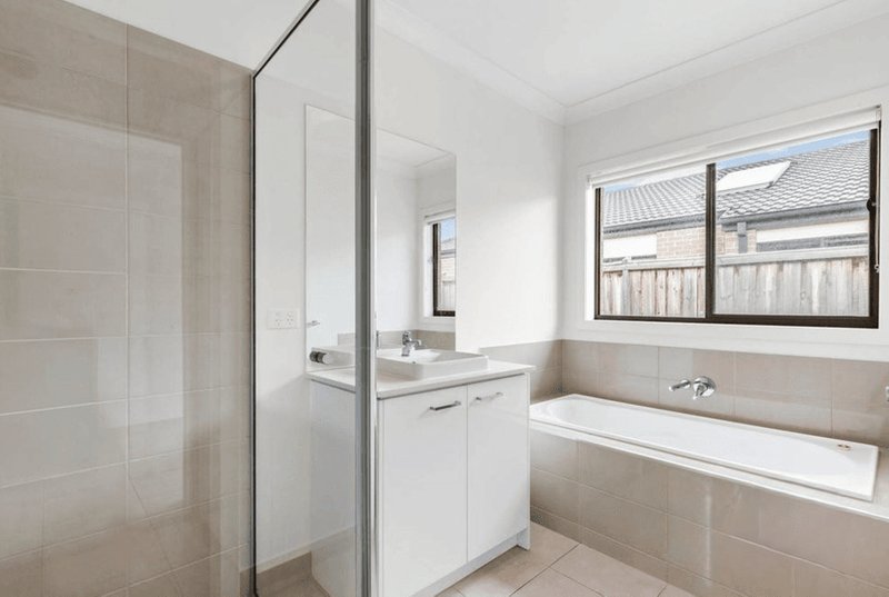 Photo - 32 Festival Street, Diggers Rest VIC 3427 - Image 6