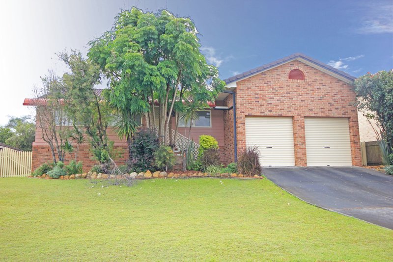 32 Fiona Crescent, Lake Cathie NSW 2445