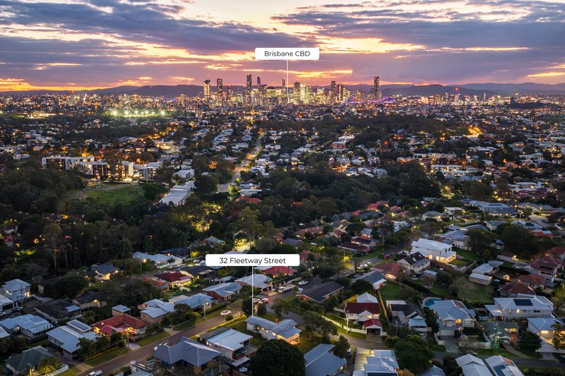 Photo - 32 Fleetway Street, Morningside QLD 4170 - Image 2
