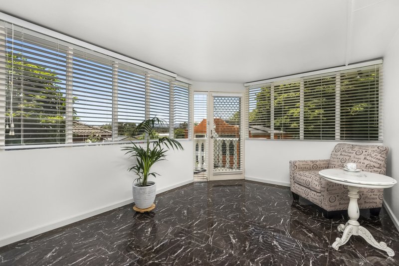 Photo - 32 Francesco Drive, Dandenong North VIC 3175 - Image 5