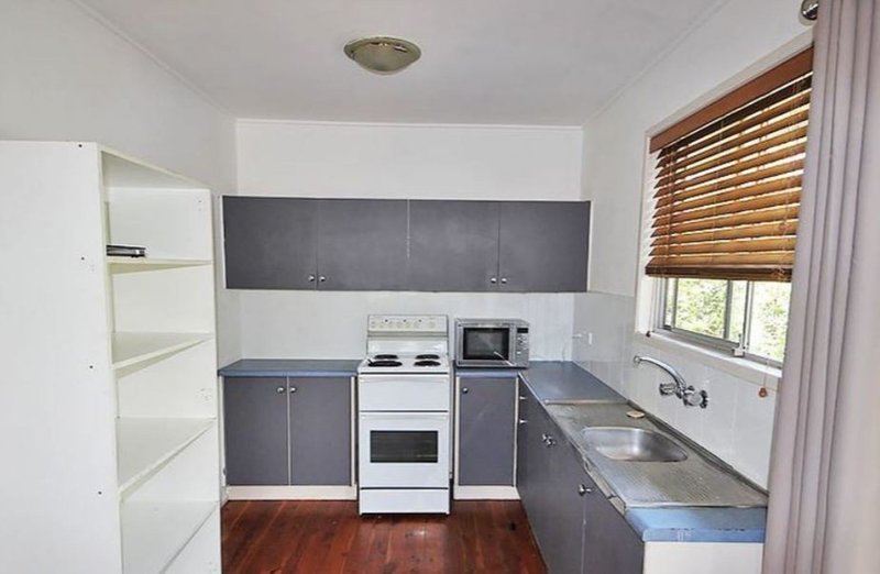 Photo - 32 Gail Street, Kallangur QLD 4503 - Image 5