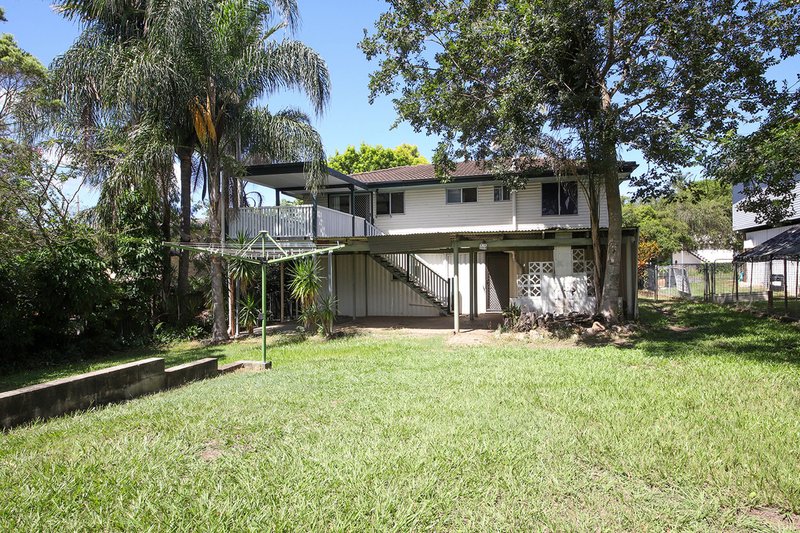 Photo - 32 Gail Street, Kallangur QLD 4503 - Image 12